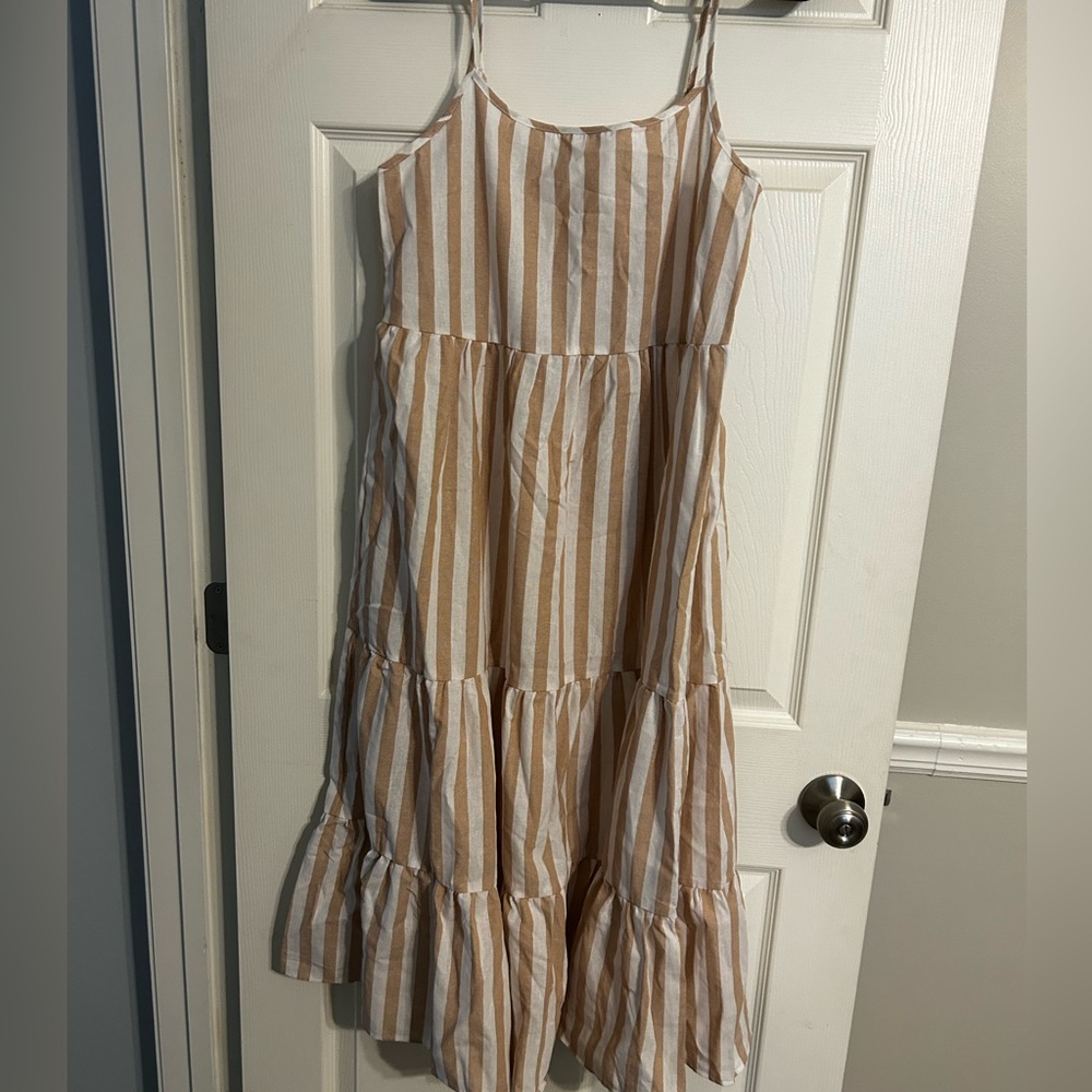 Women’s linen dress